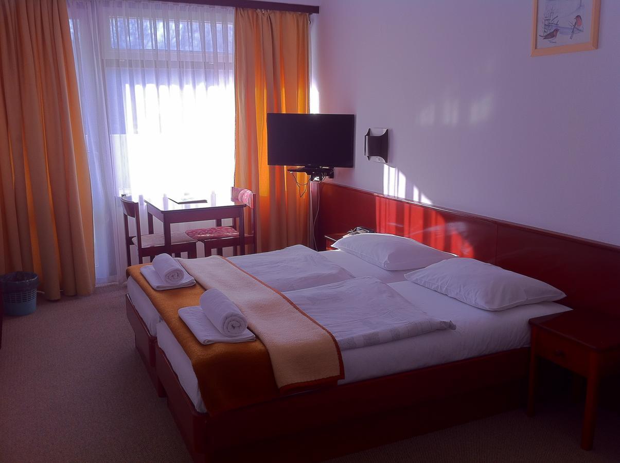Hotel Matija Gubec Stubicke Toplice Екстериор снимка