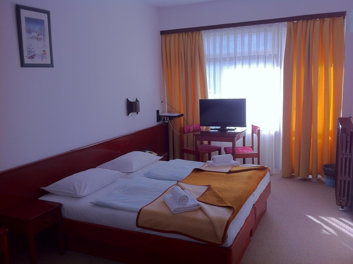 Hotel Matija Gubec Stubicke Toplice Екстериор снимка
